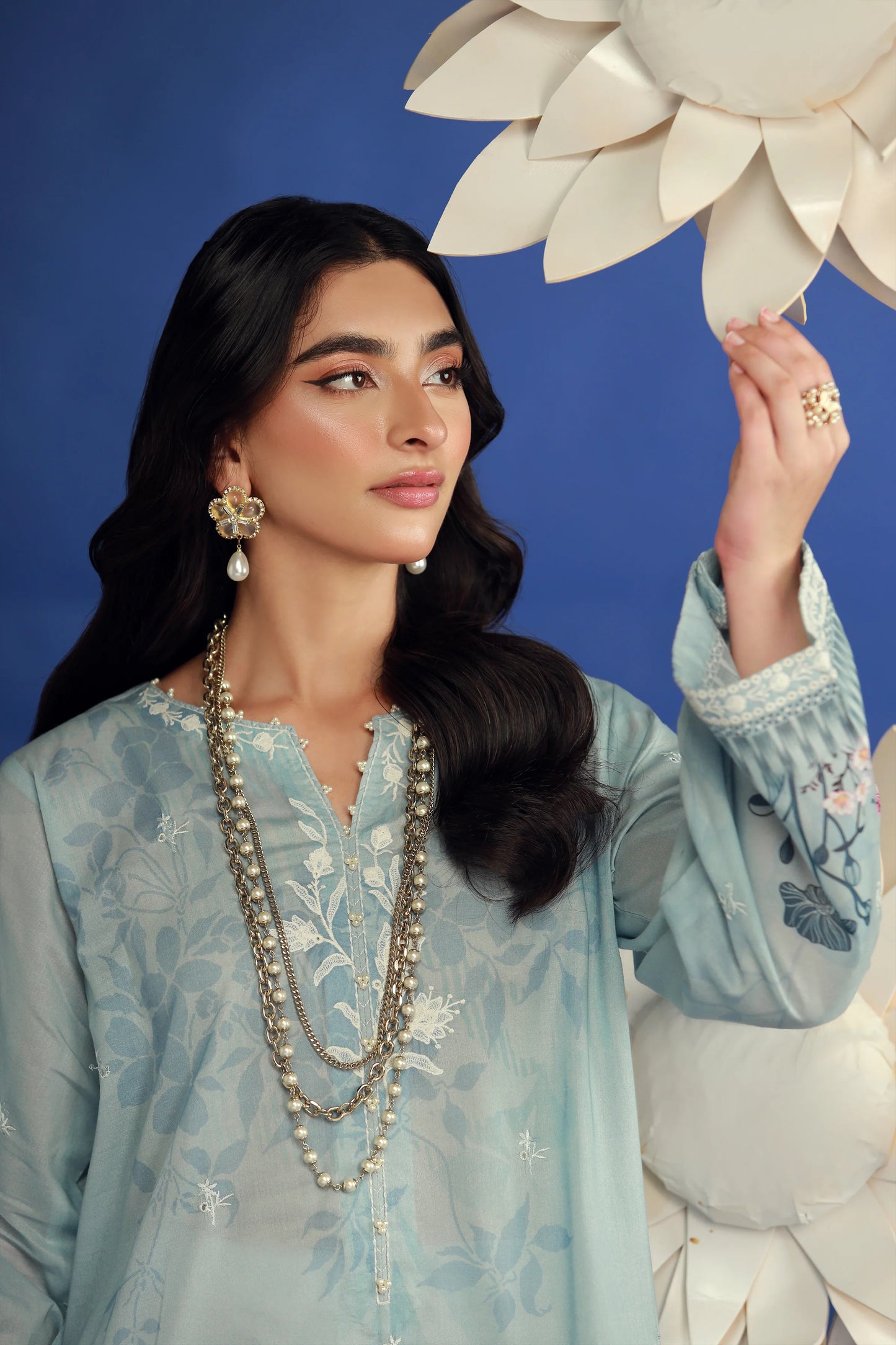 01 PIECE READY TO WEAR PRINTED EMBROIDRED SHIRT