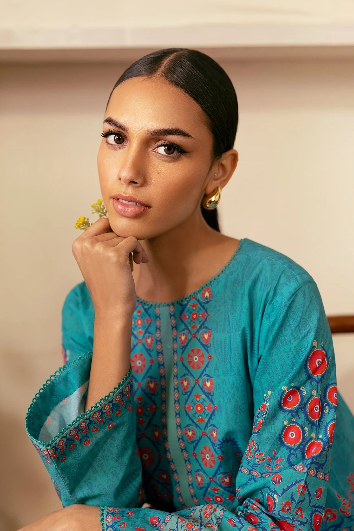 MYSTIC SUZANI