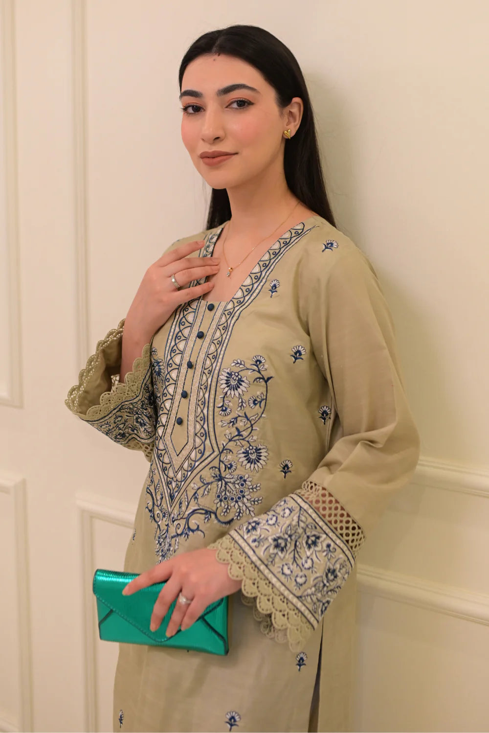 EMBROIDERED RAW SILK D-1003