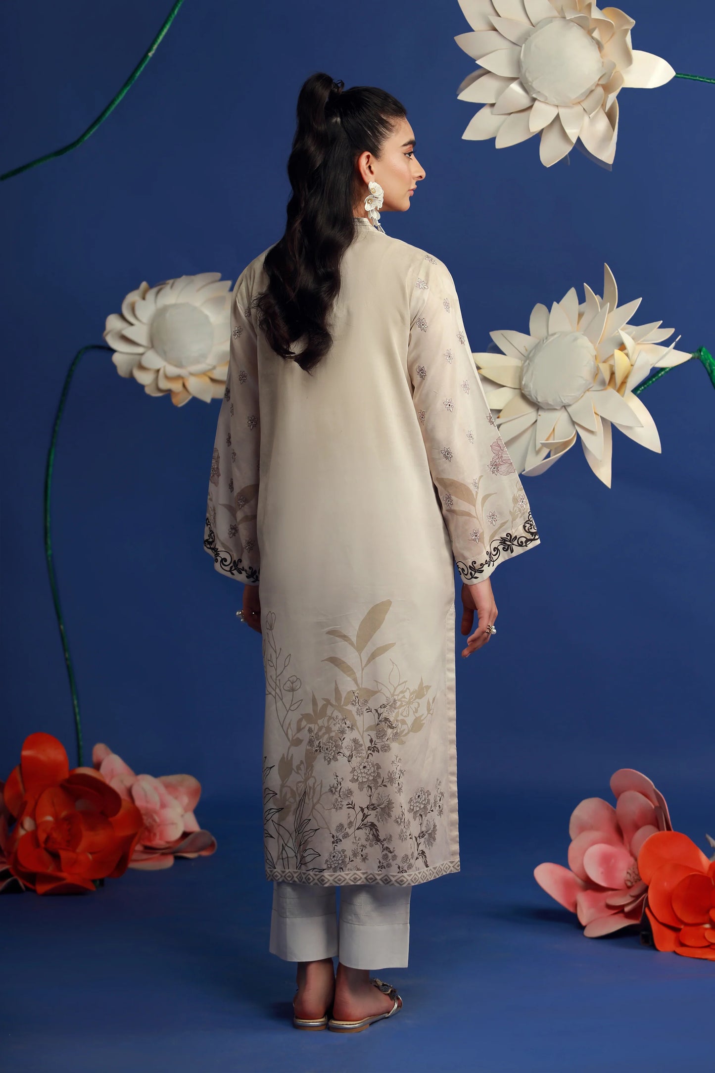 01 PIECE READY TO WEAR PRINTED EMBROIDERED SHIRT