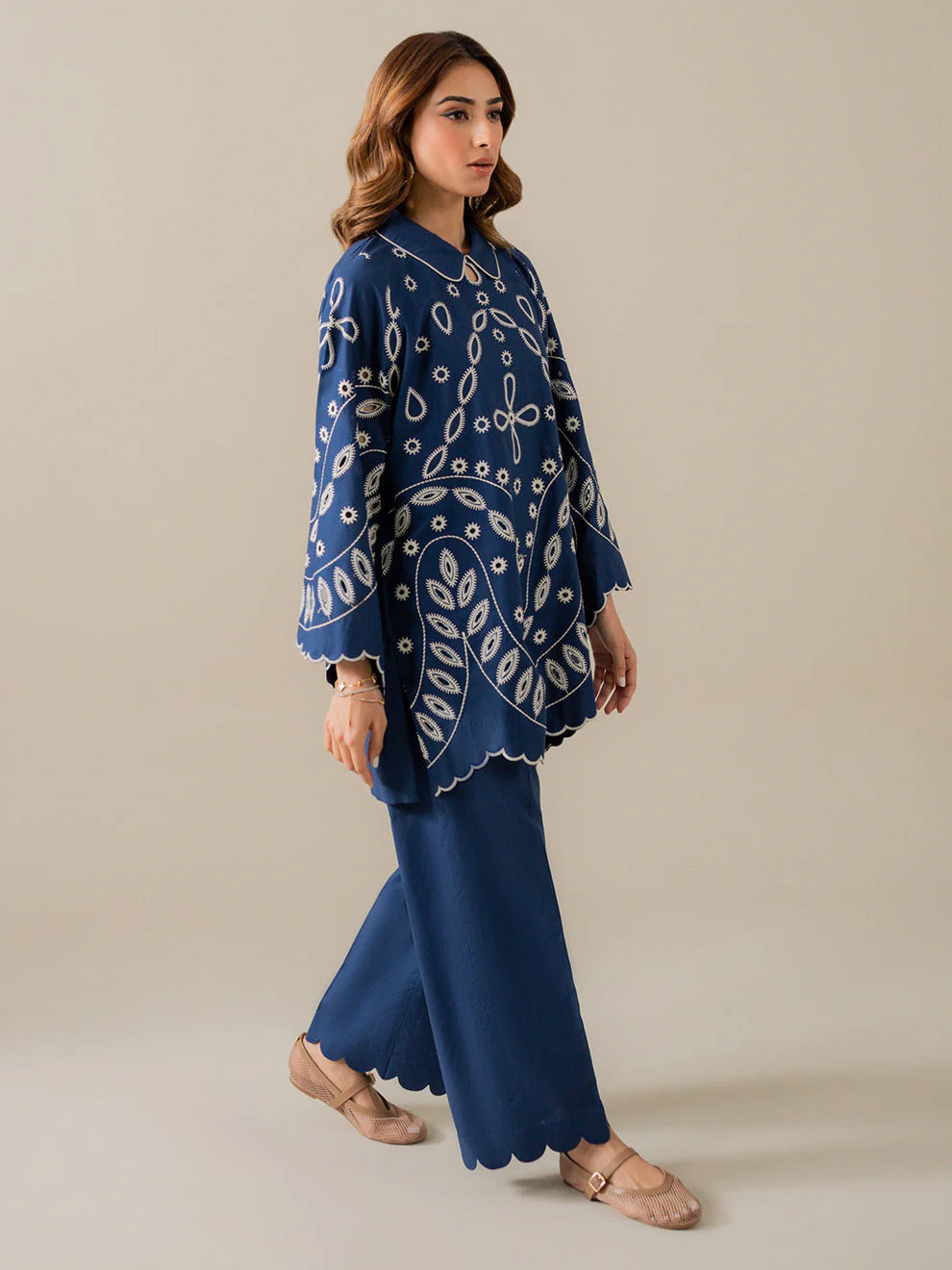 INDIGO - SLD06-25- 2Pc EMBROIDERED SET