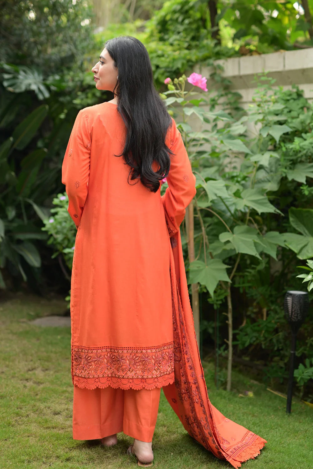 EMBROIDERED KARANDI D-1007