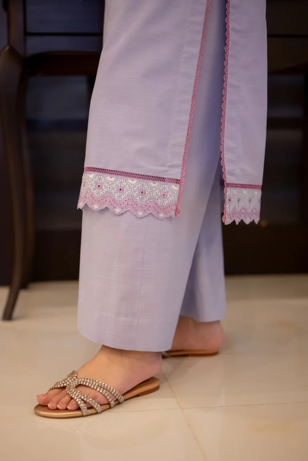 EMBROIDERED SLUB KHADDAR D-1006
