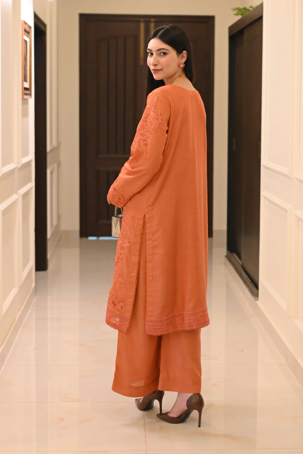 EMBROIDERED RAW SILK D-1004