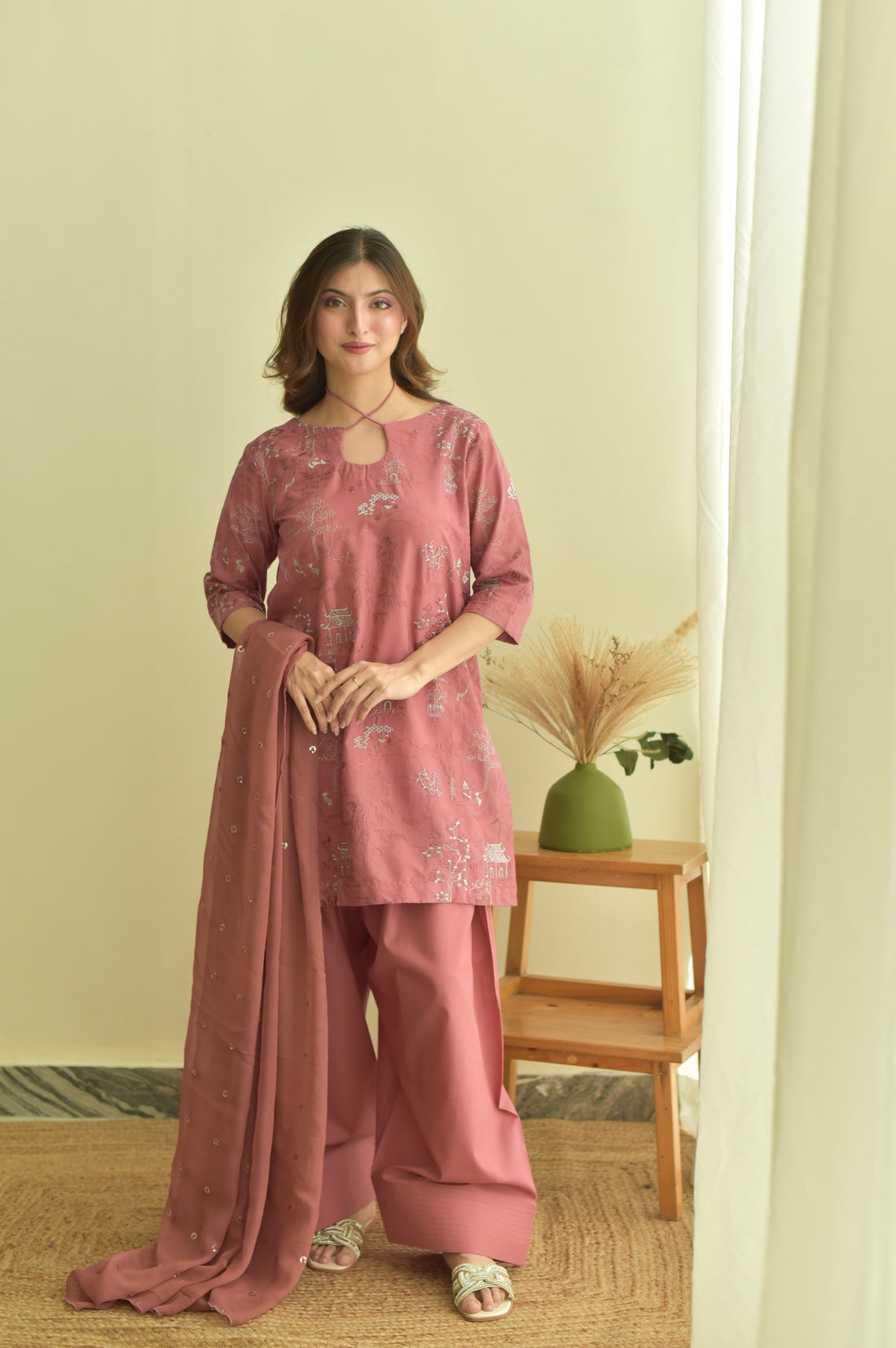 NISHA SET