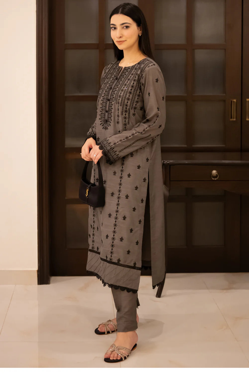 EMBROIDERED RAW SILK D-1005