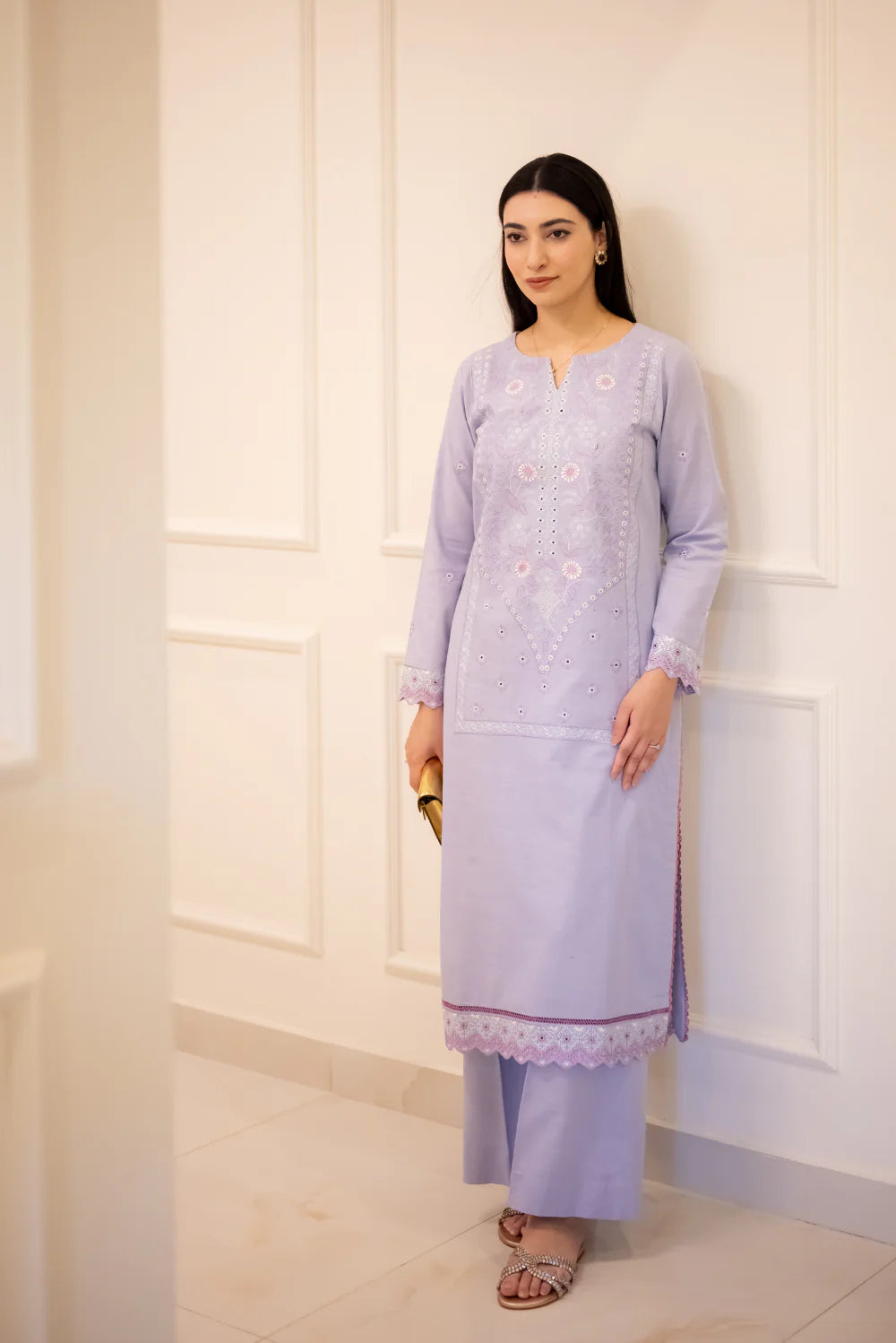 EMBROIDERED SLUB KHADDAR D-1006