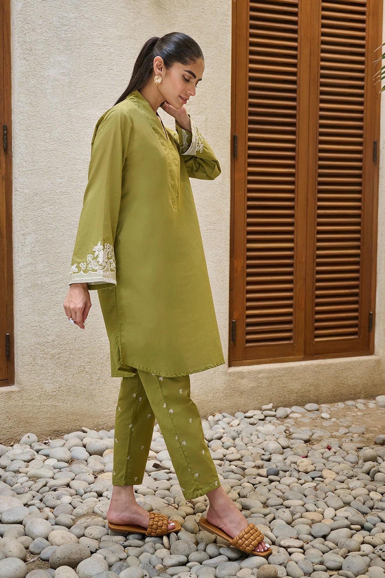 DHANAK SOLIDS | DC-2169 C-GREEN 2PCS EMBROIDERED KURTA WITH TROUSER