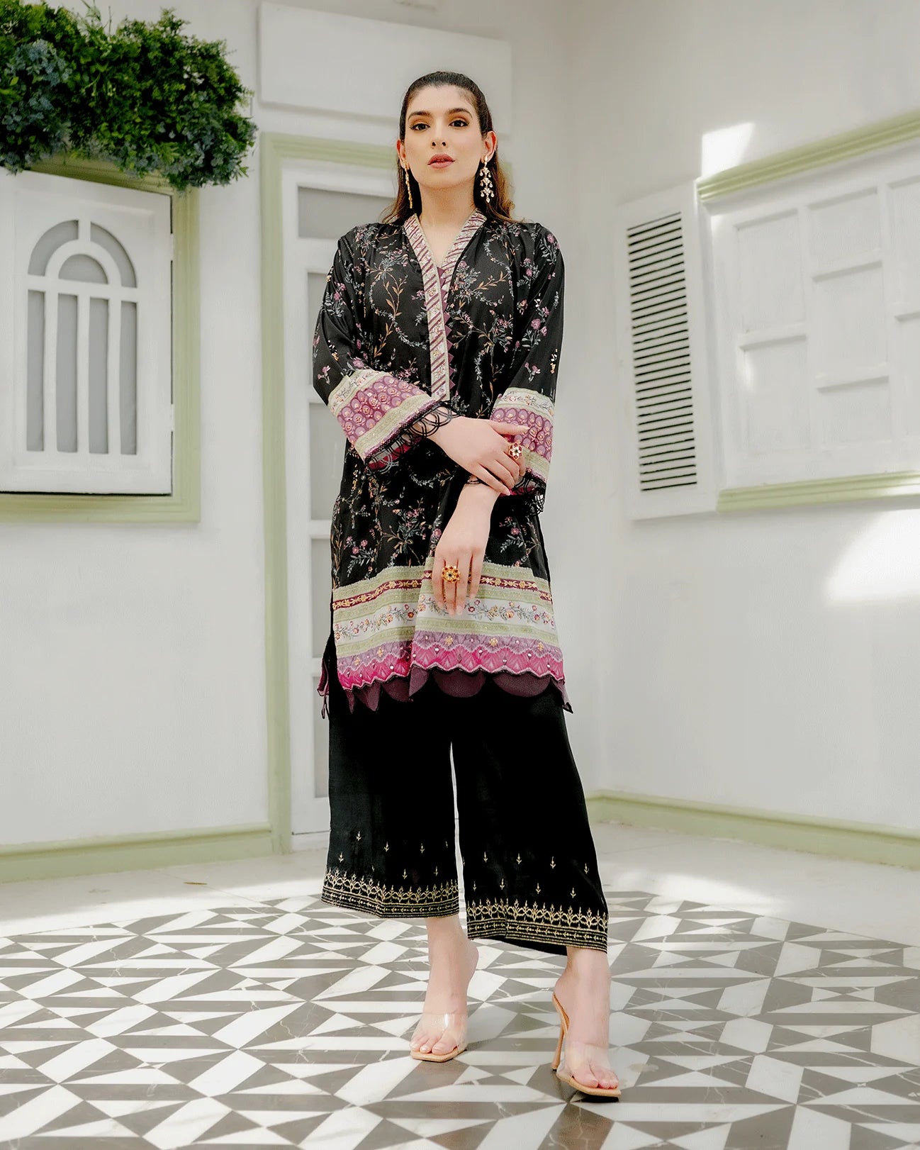 DC-2240 BLACK 2PCS HAND EMBELLISHED SHIRT WITH TROUSER