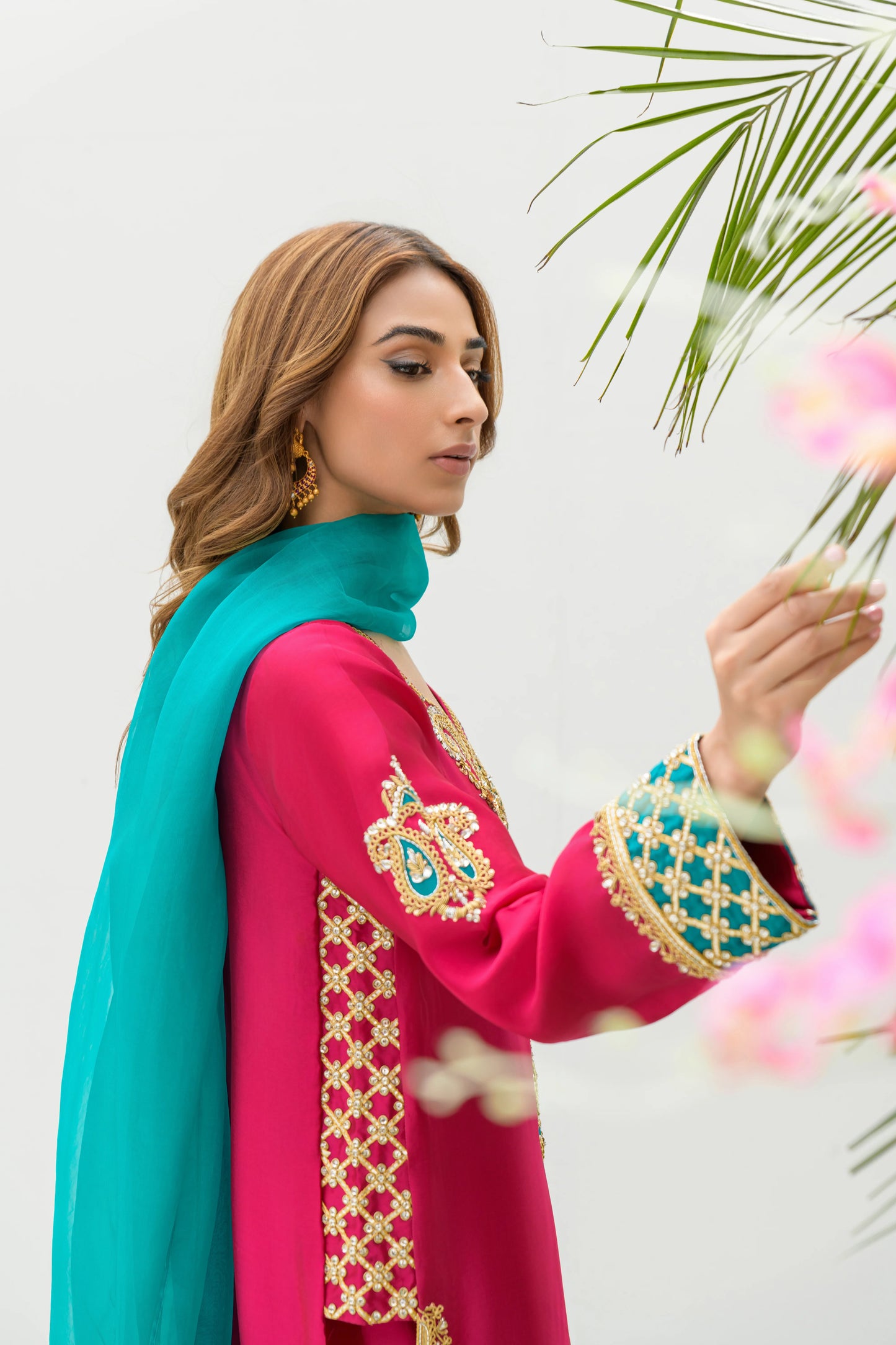 GUL RUKH