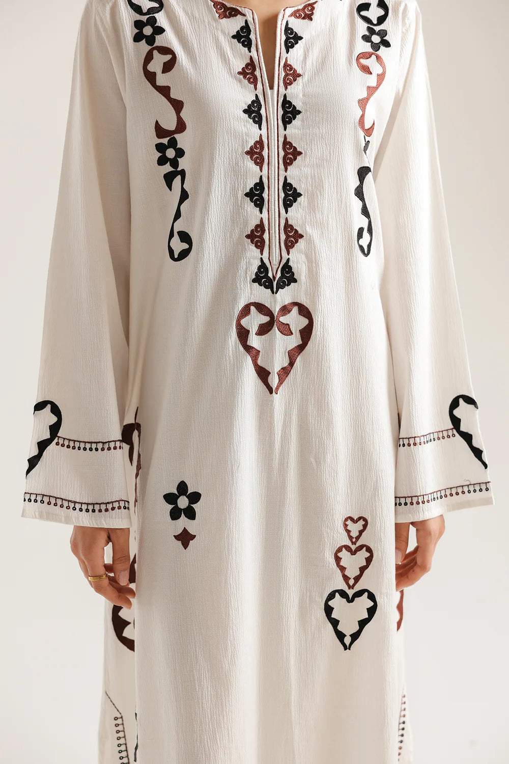 EMBROIDERED SHIRT - WHITE (E7551/102/001)