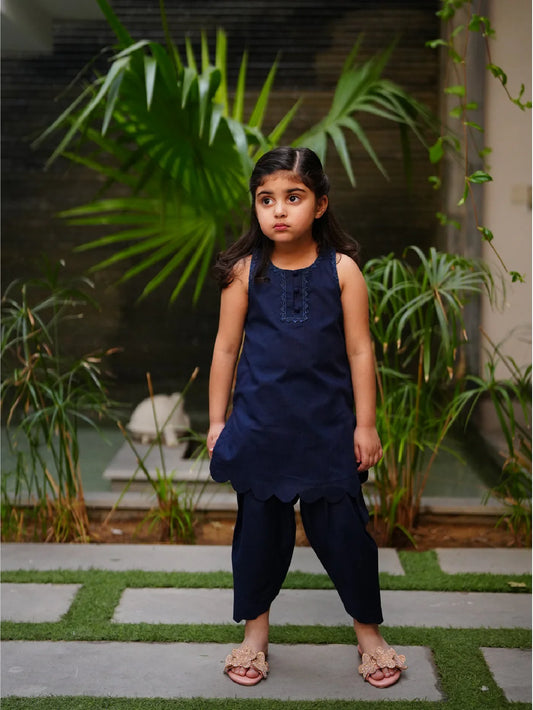LITTLE MAHNOOR