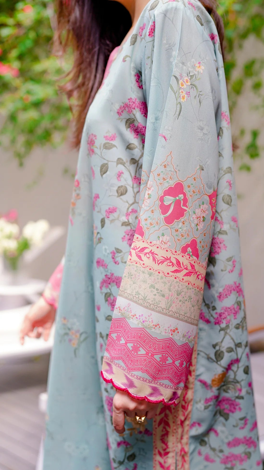 CELA KAFTAN AND IZAAR