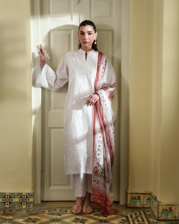 IRIS WHITE LUXURY EMBROIDERED LAWN SET