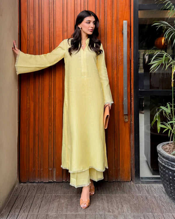 LIGHT YELLOW LINEN FRINGE SET