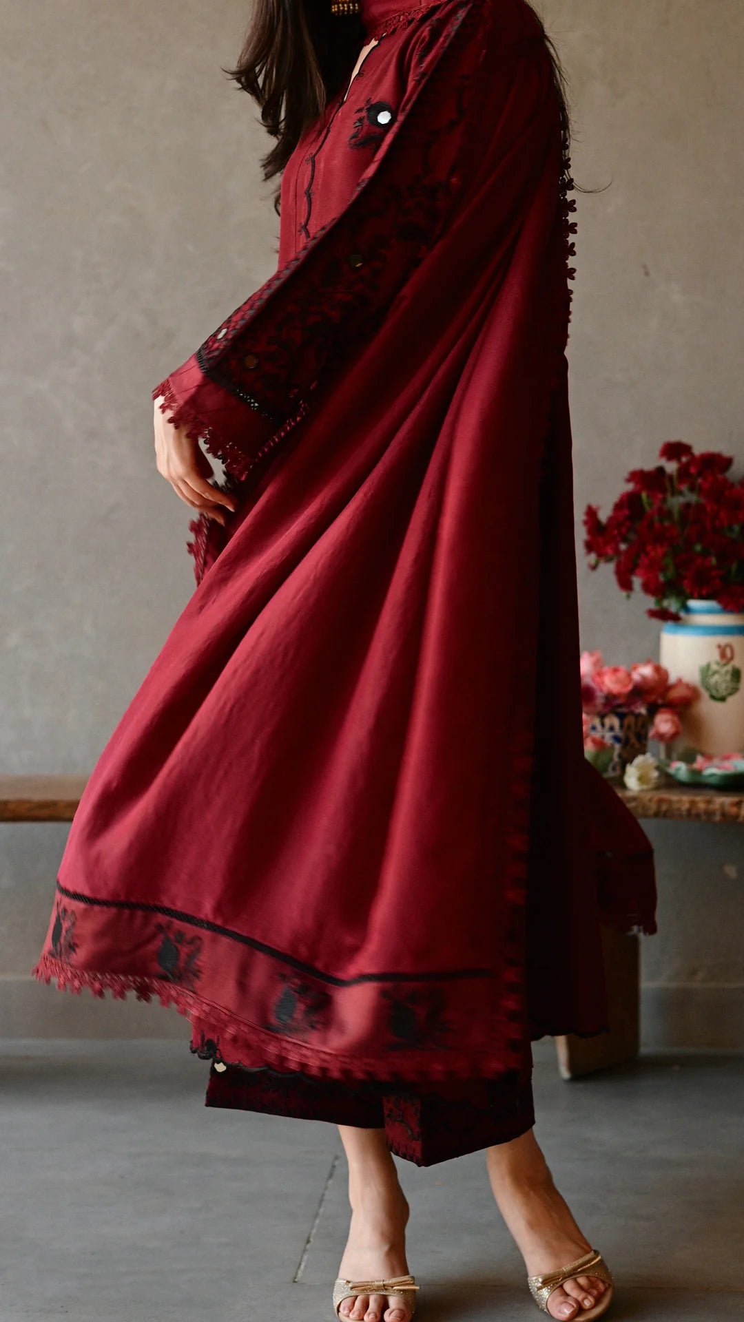 LUMI KURTA AND EMBROIDERED IZAAR