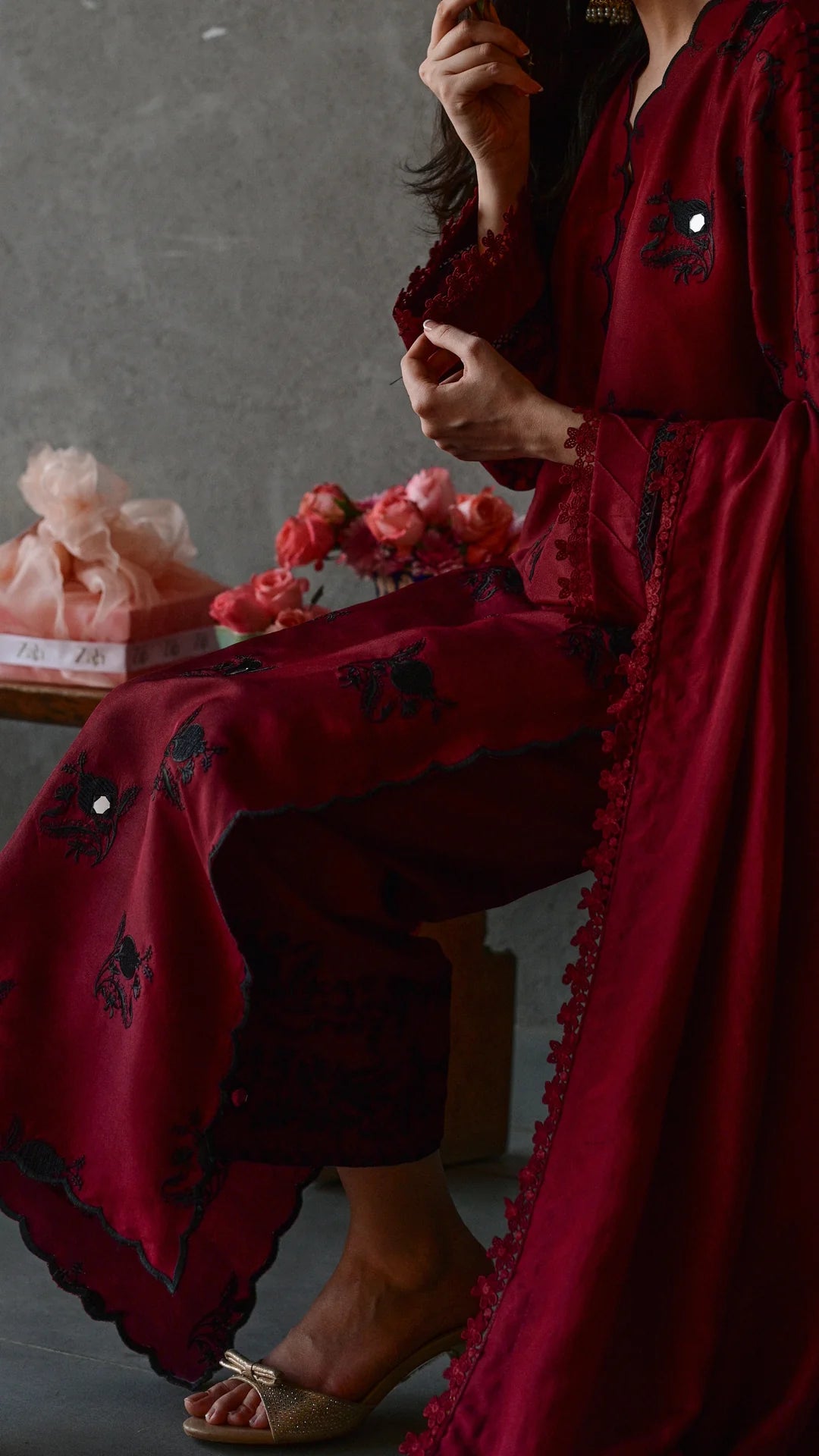 LUMI KURTA AND EMBROIDERED IZAAR