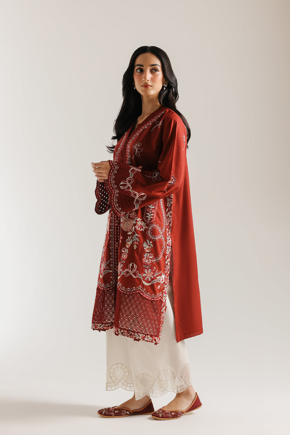 ETHNC EMBROIDERED SUIT