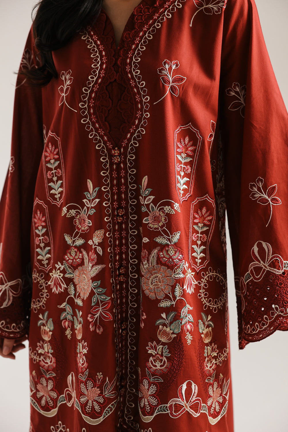 ETHNC EMBROIDERED SUIT