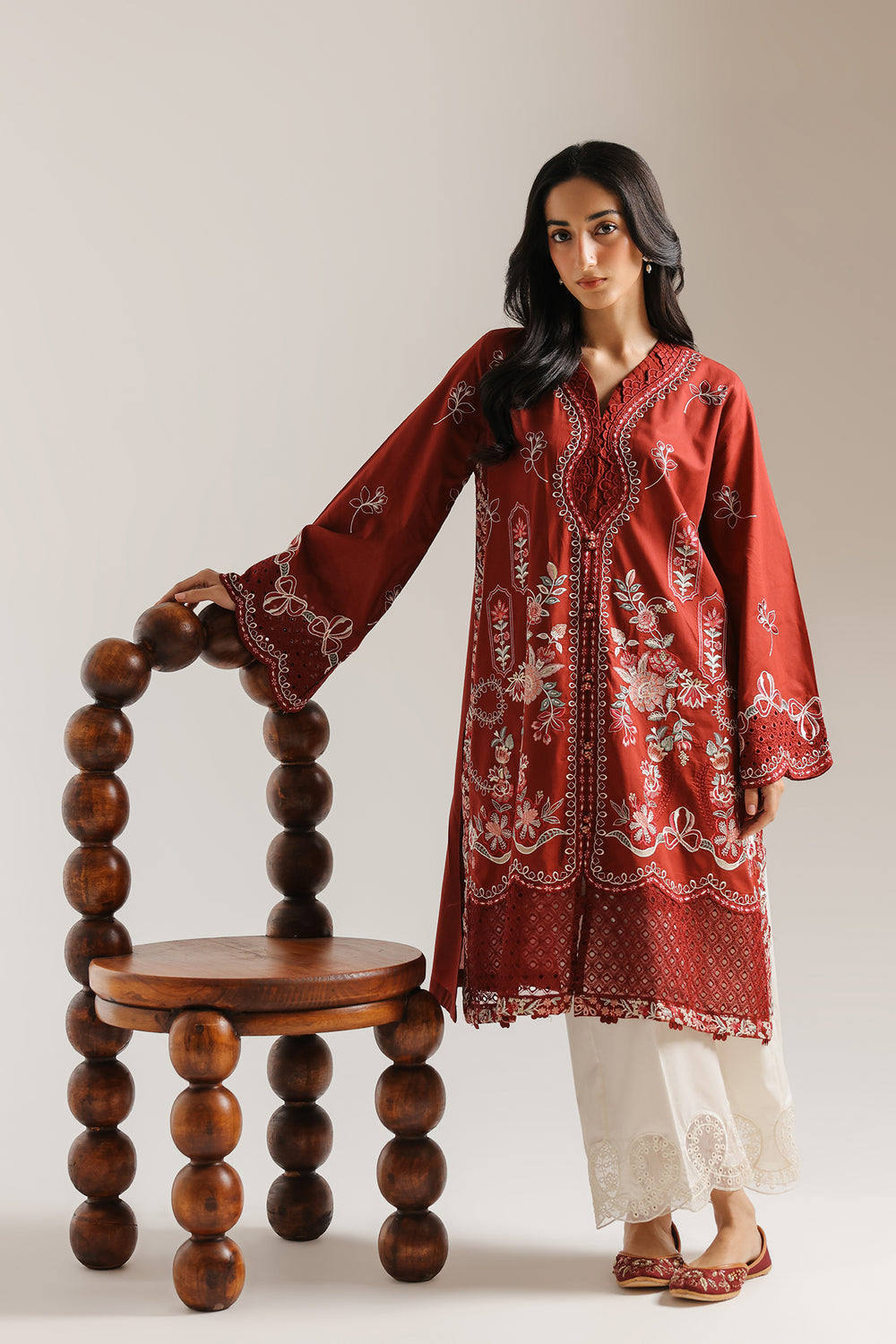 ETHNC EMBROIDERED SUIT
