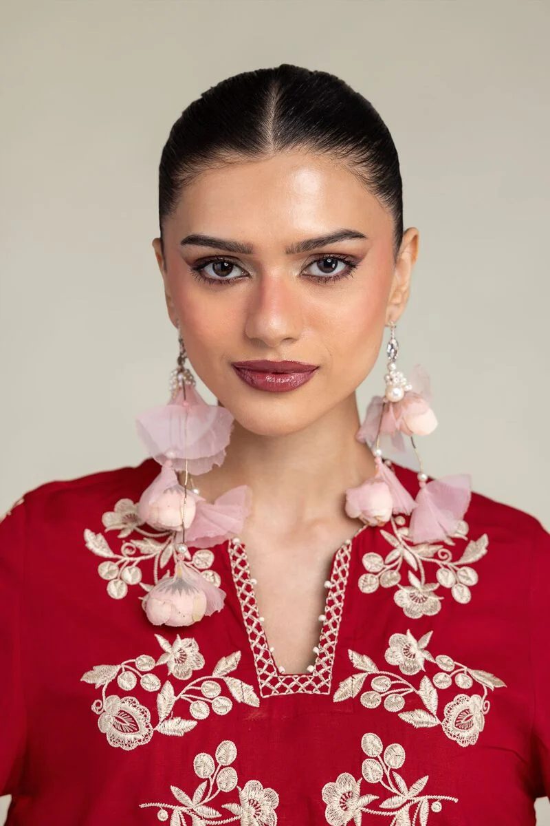 RED FLORAL EMBROIDERED POLYESTER SILK SUIT