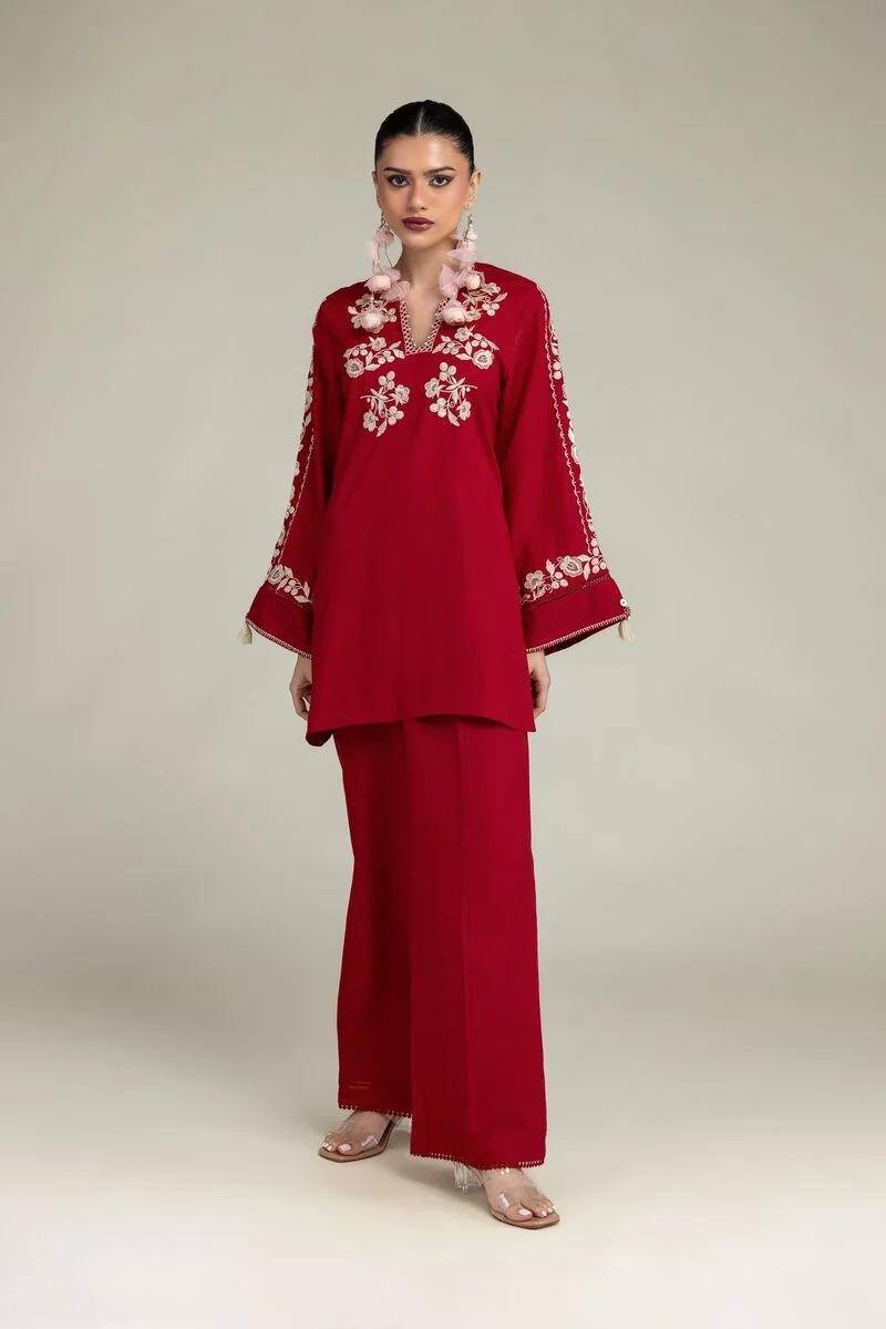 RED FLORAL EMBROIDERED POLYESTER SILK SUIT