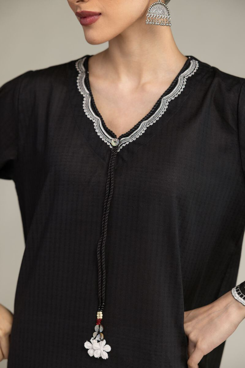 BLACK V NECK FKORAL KURTA AND PANTS (1-26-225-A-J1)