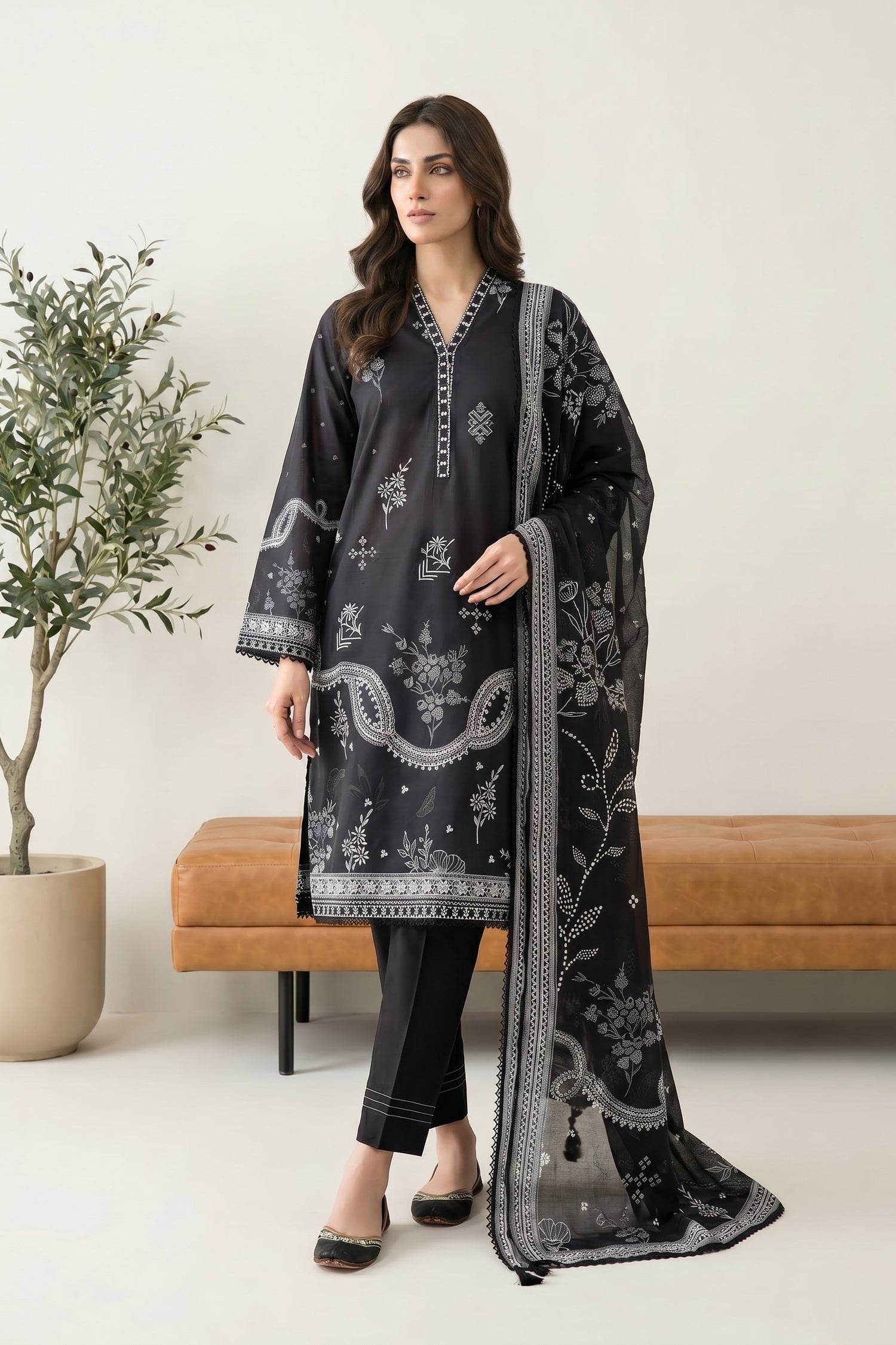 LAKHANY 03 PIECE STITCHED MONOCHROME PRINTED LAWN