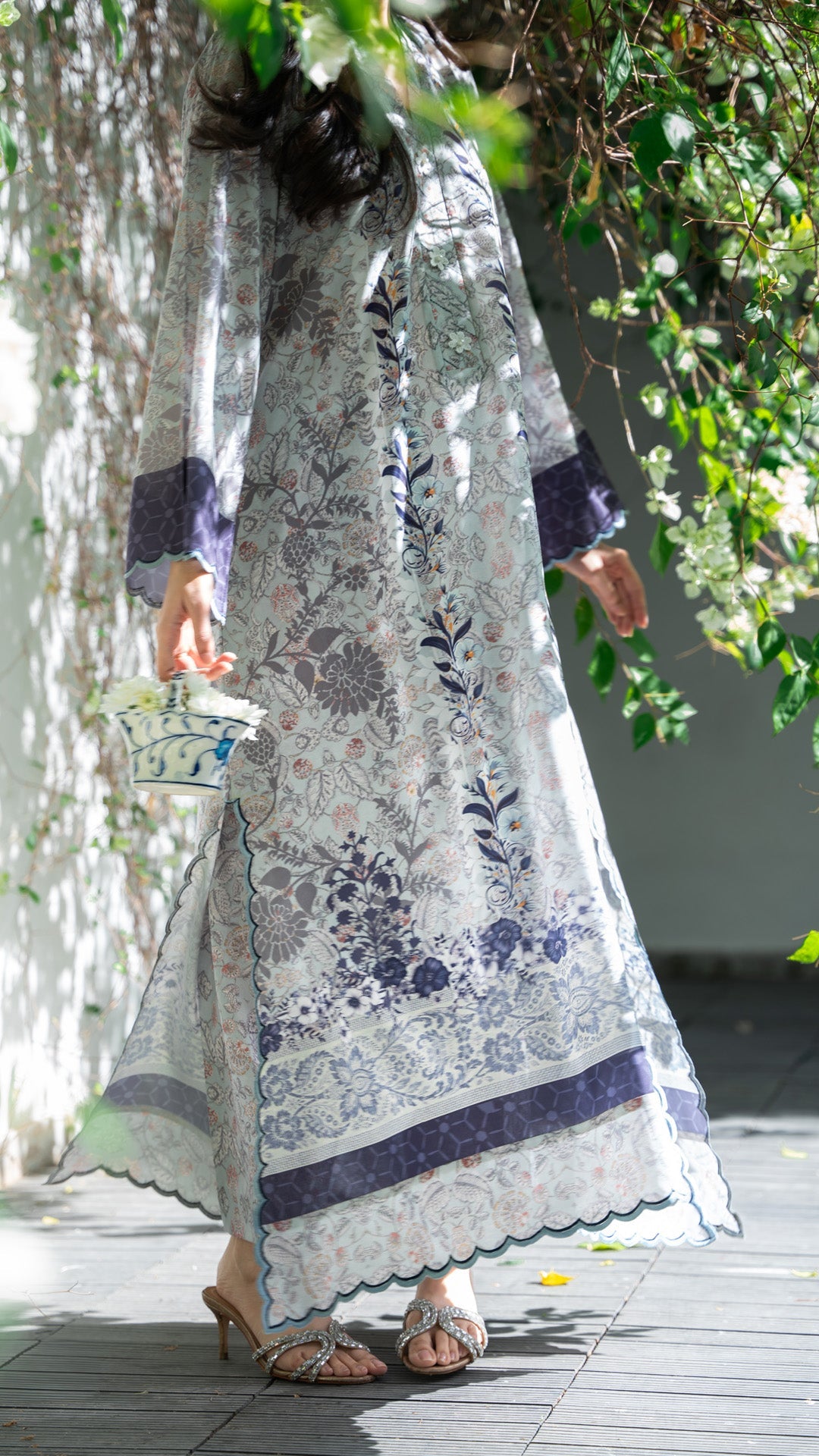 HALO KAFTAN AND IZAAR