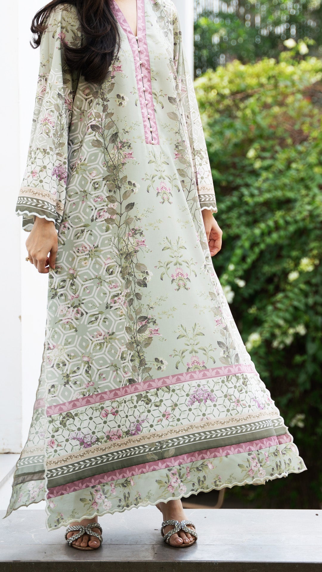 COVE KAFTAN AND IZAAR