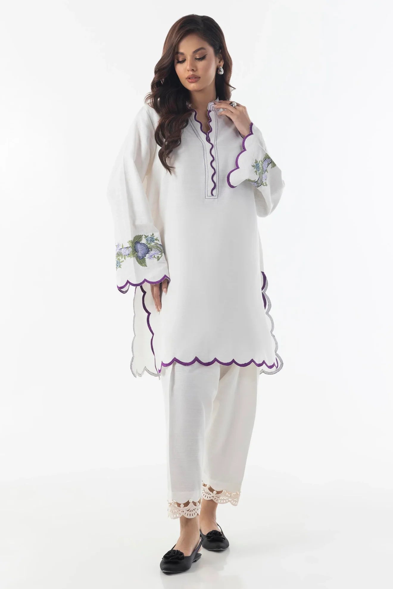 SANA SAFINAZ 2 PC EMBROIDERED SUIT