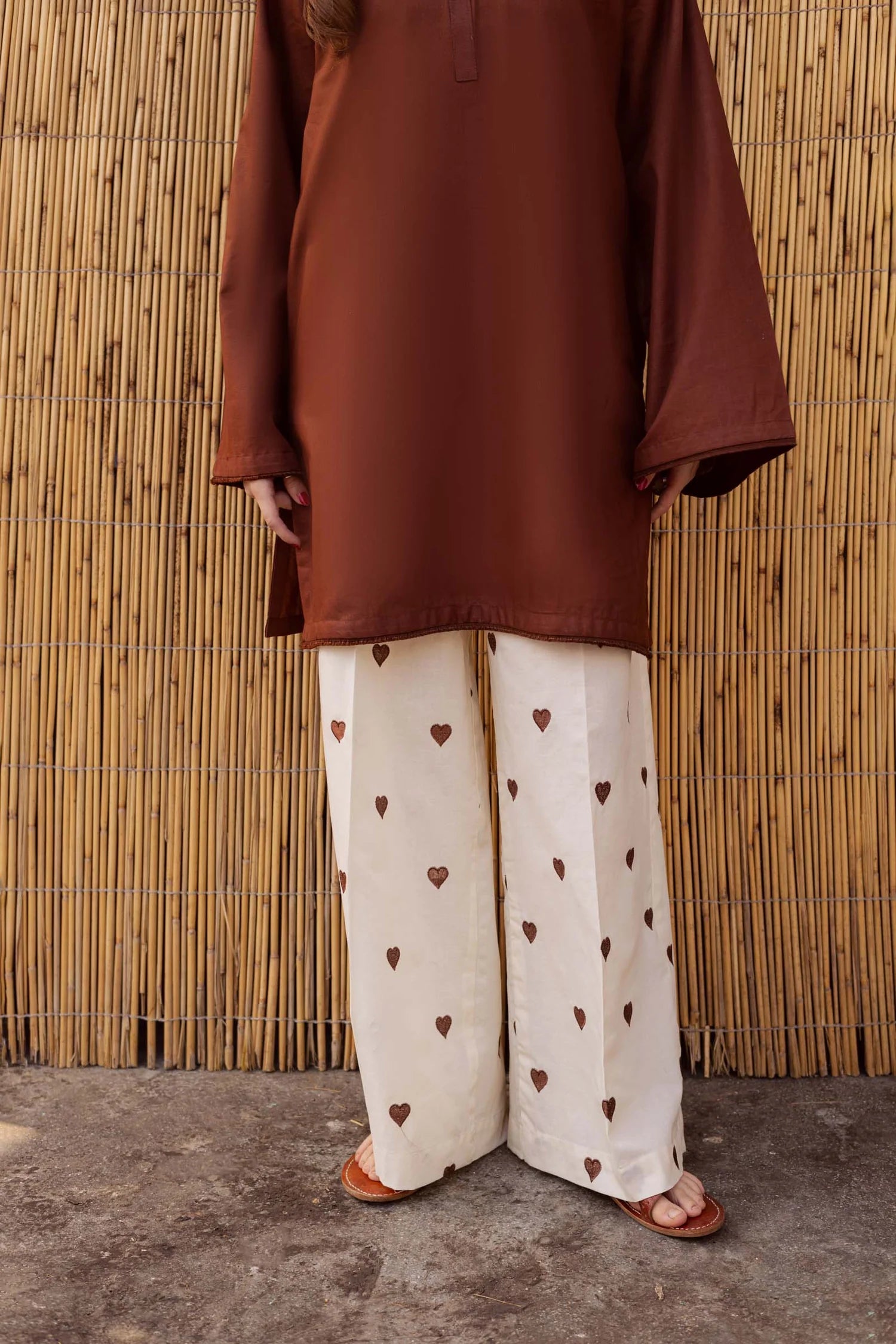 2 PC HEARTS EMBROIDERED LAWN MSK 05 - CHOCOLATE BROWN