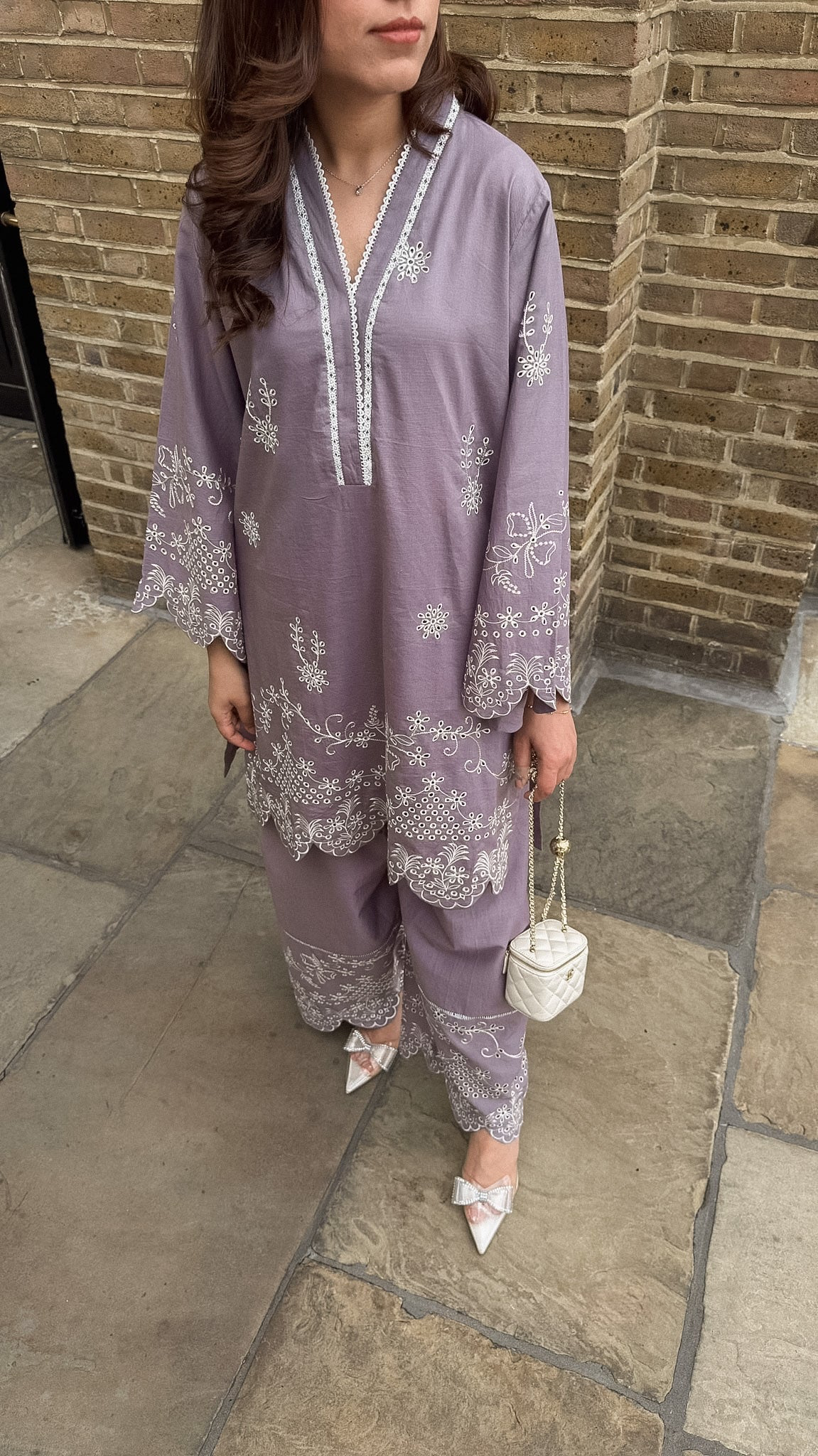 MAUVE SCHIFFLI EMBROIDERED SET