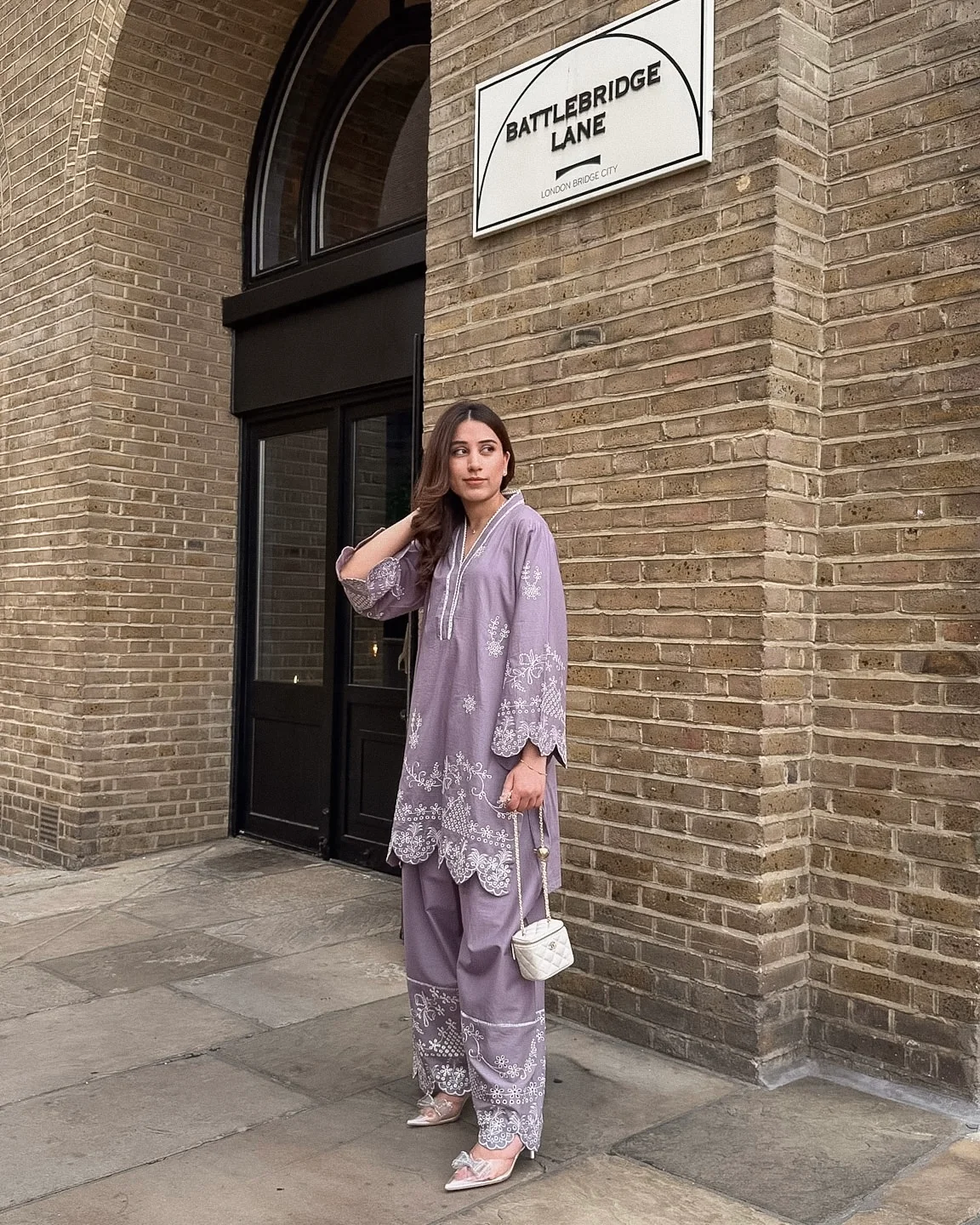 MAUVE SCHIFFLI EMBROIDERED SET