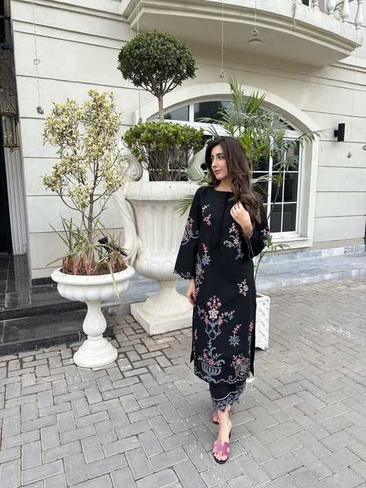 GENTIAN - BLACK SCHIFFLI CO-ORD SET