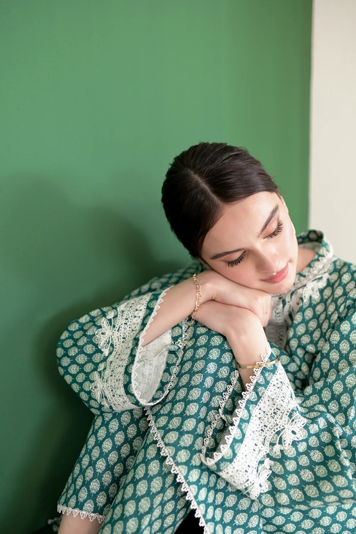 EMERALD GREEN FALL EMBROIDERED SET NPA2-23341