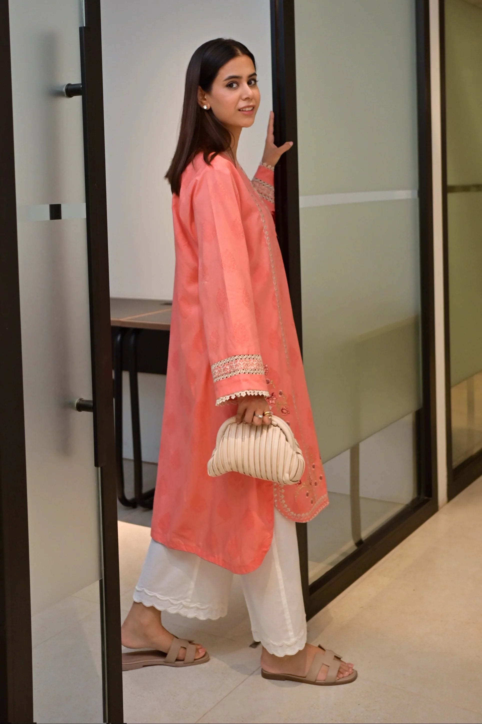 01 PIECE READY TO WEAR EMBROIDERED COTTON JACQUARD SHIRT