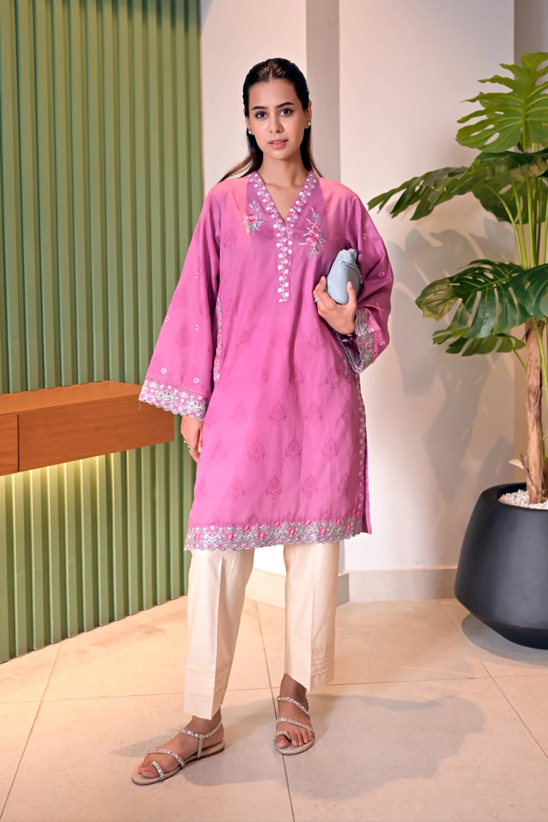 01 PIECE READY TO WEAR EMBROIDERED COTTON JACQUARD SHIRT