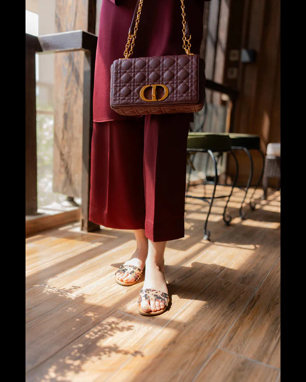 BURGUNDY GALENTINE SET