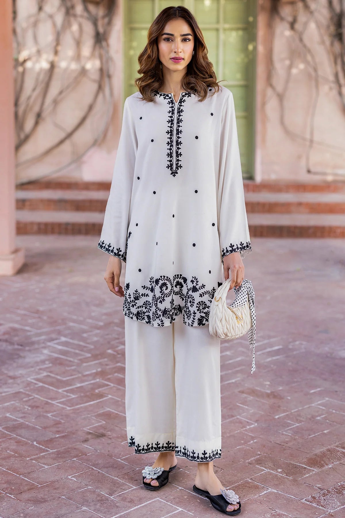 M25SPC09 (Embroidered Shirt & Trouser)