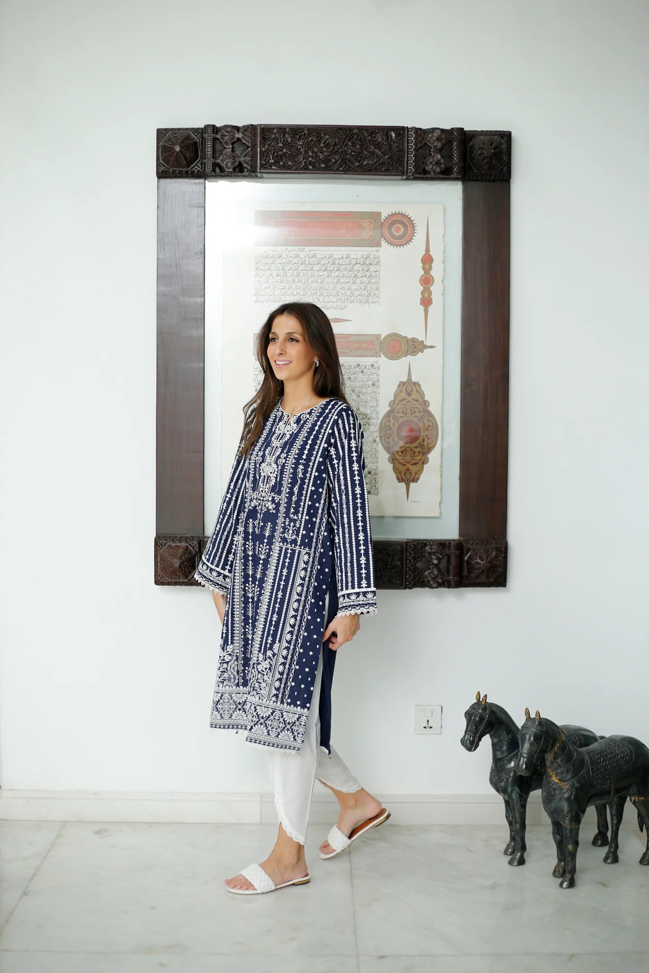 NAARJ NAVY BLUE EMBROIDERED KURTA