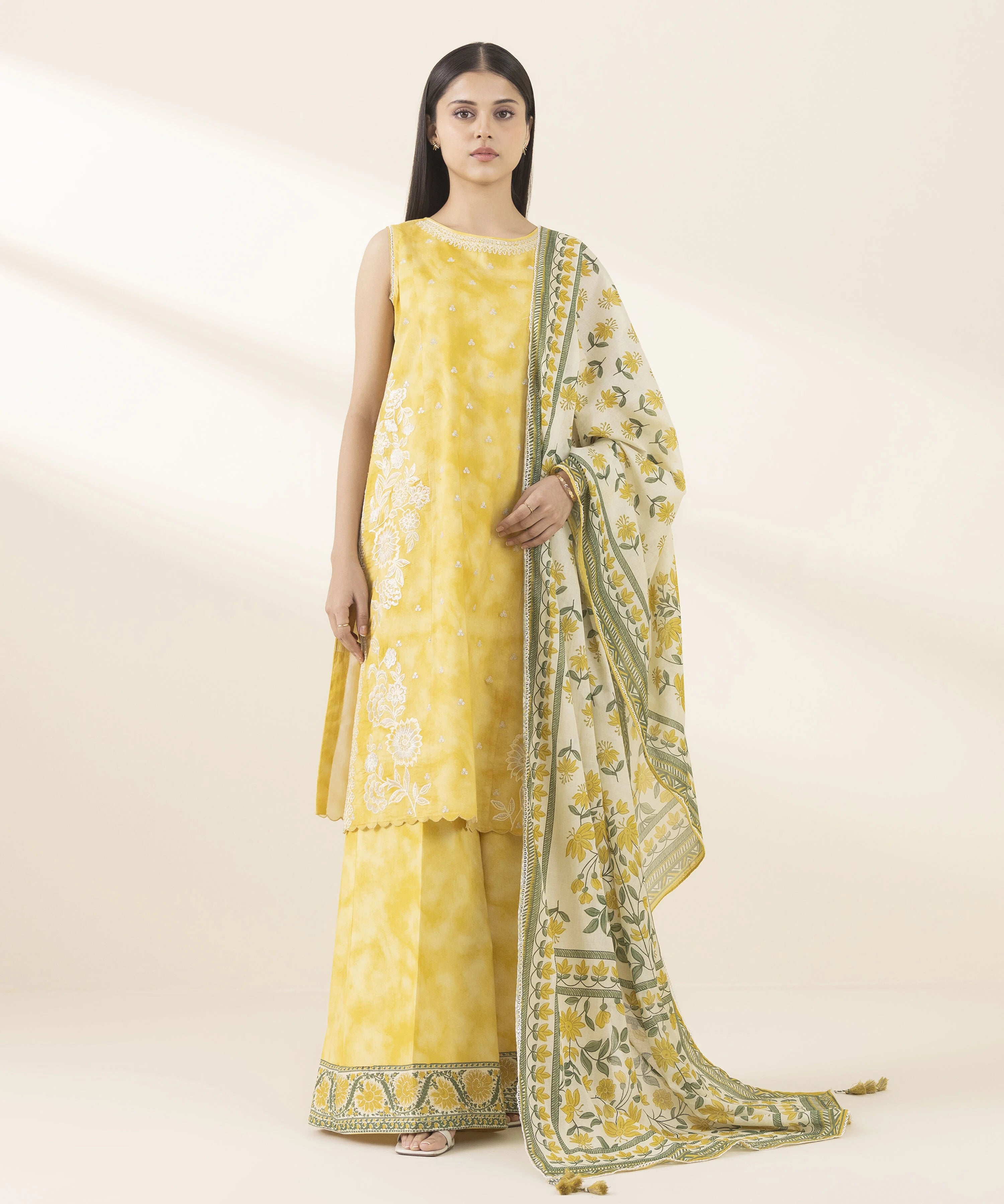SAPPHIRE UNSTITCHED 3PC EMBROIDERED - U3PEDY25V216