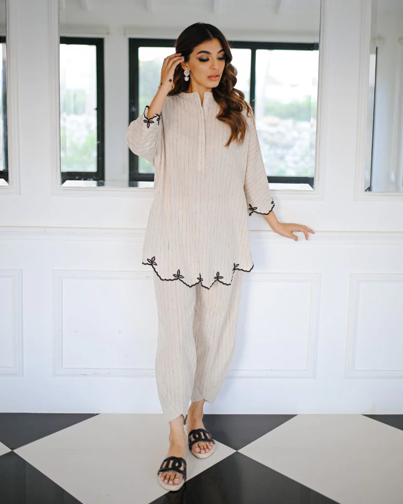 BEIGE-BLACK CUTWORK