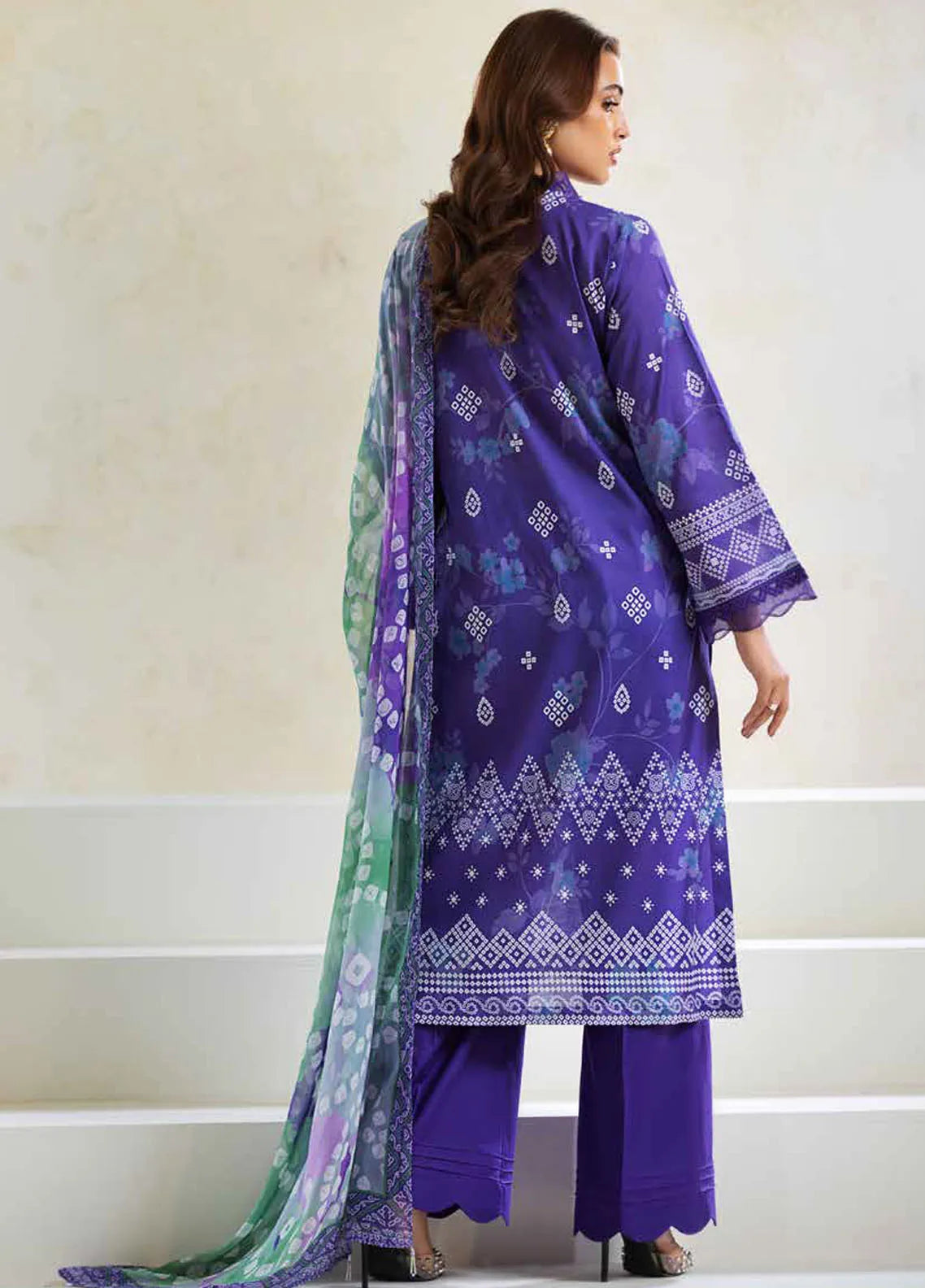 CHIKANKARI LAWN SUIT - RA24A AF-85