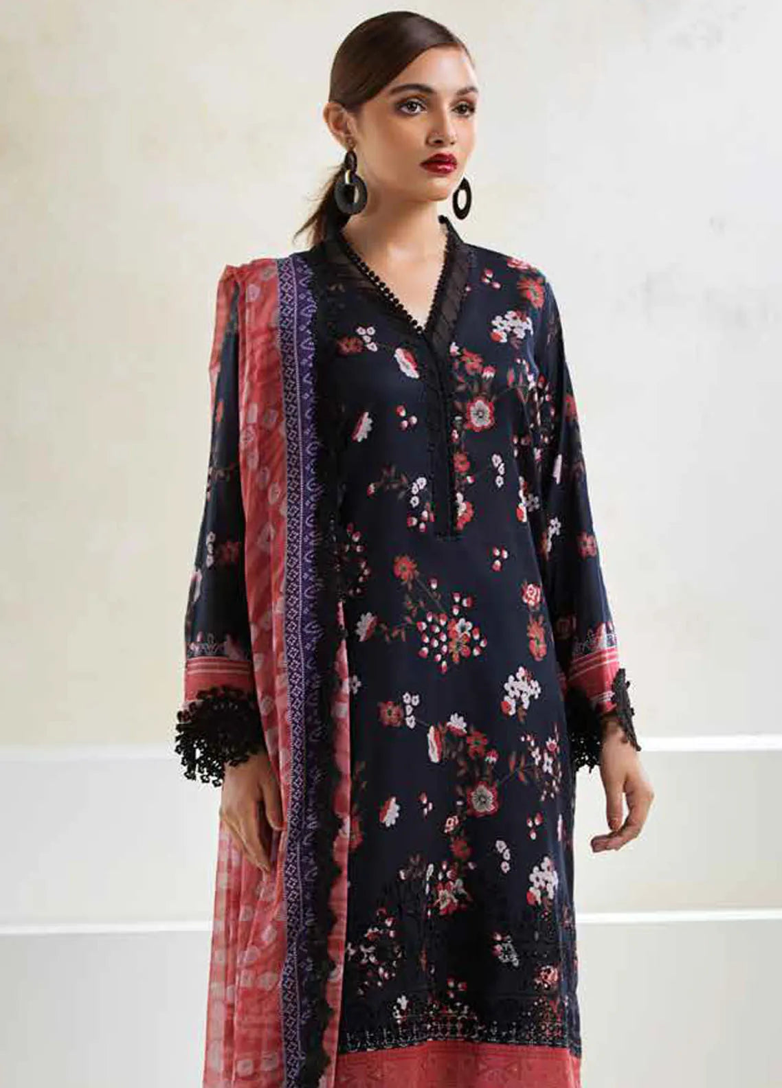 CHIKANKARI LAWN SUIT RA24A AF-88