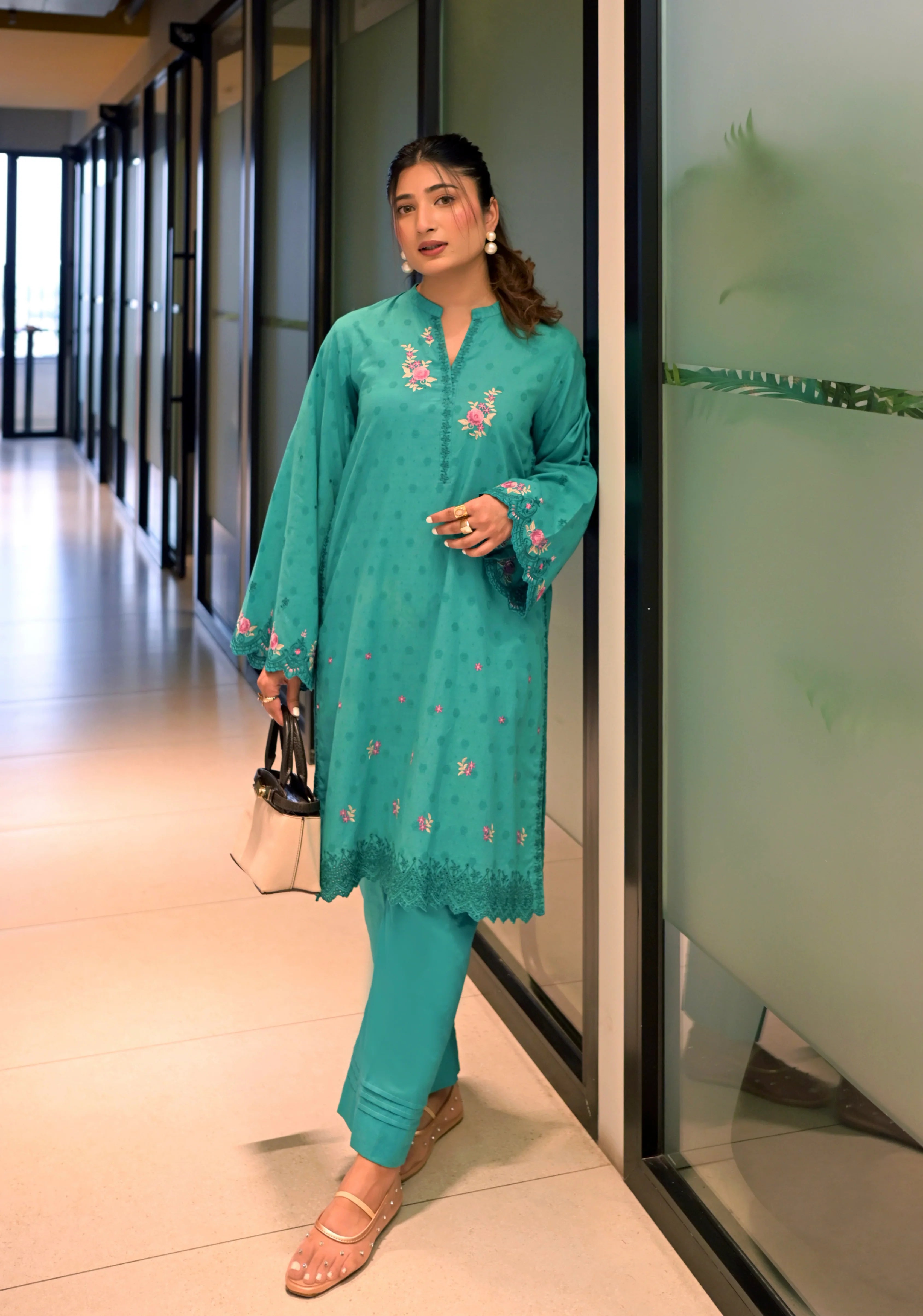 01 PIECE READY TO WEAR EMBROIDERED COTTON JACQUARD SHIRT