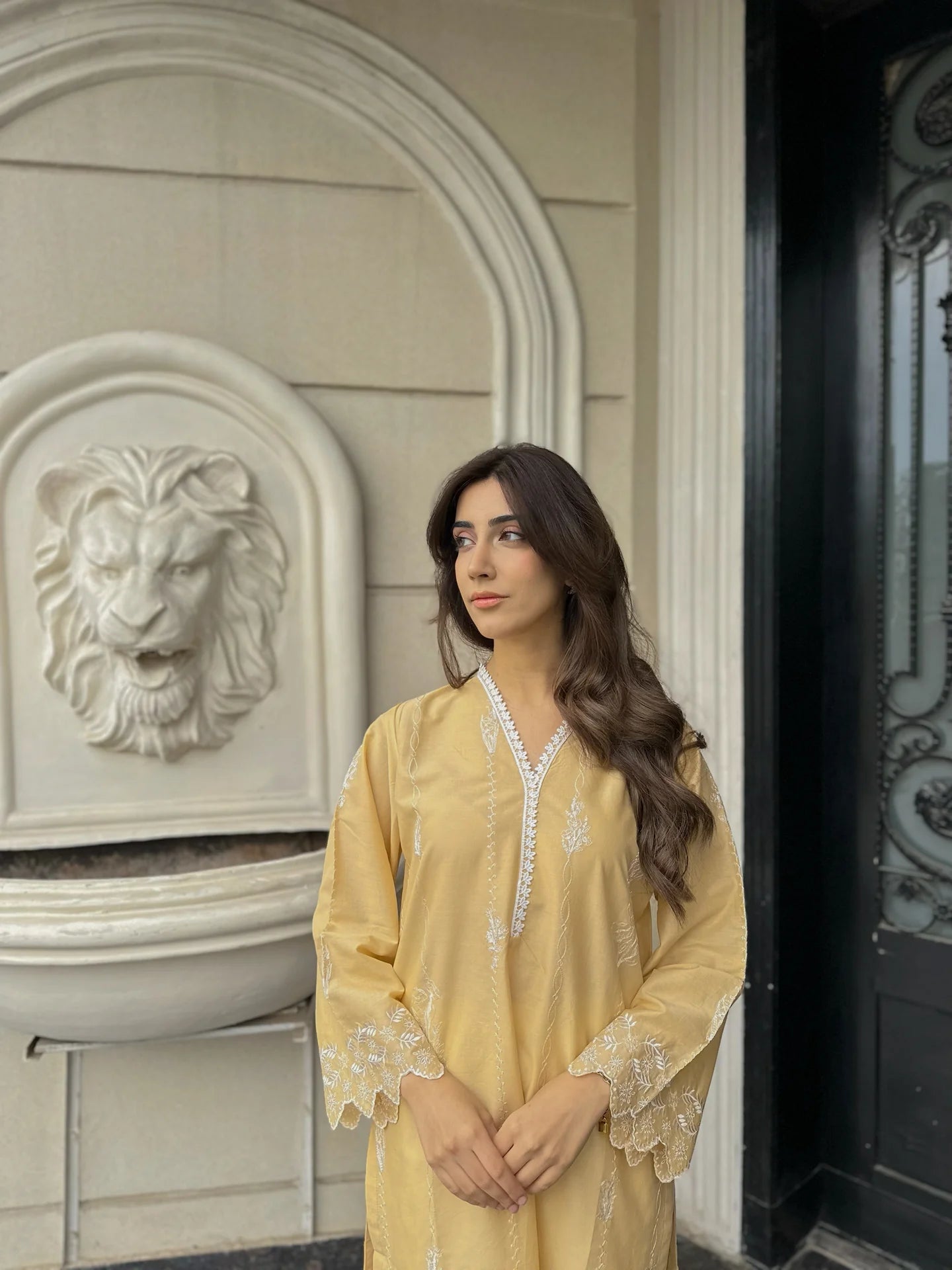EDELWEISS - CREAMY BEIGE EMBROIDERED KURTA