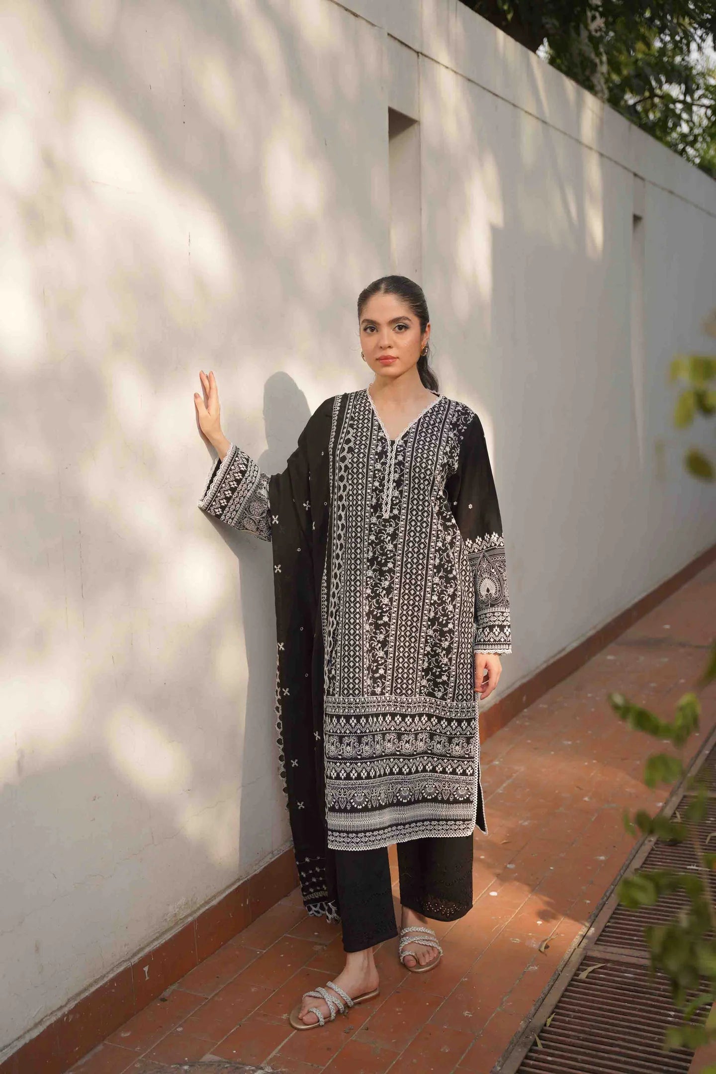 NICOTIANA KURTA - JET BLACK
