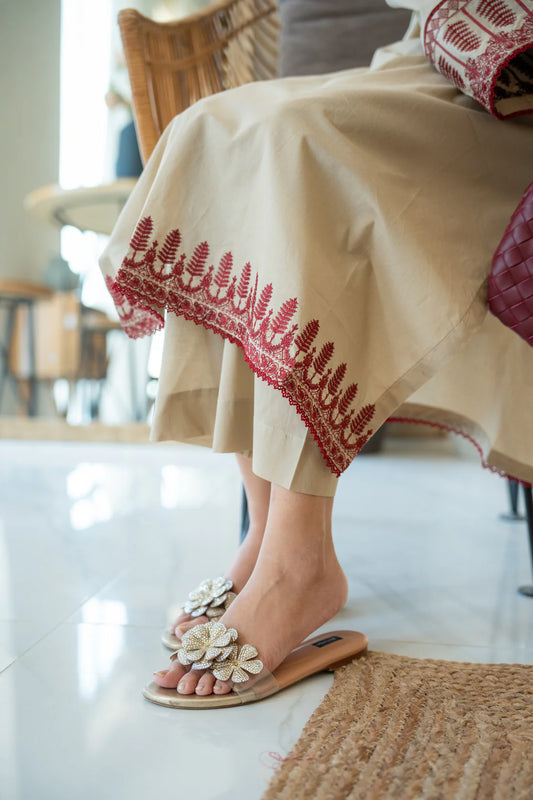 SAND BROWN STRAIGHT PANTS