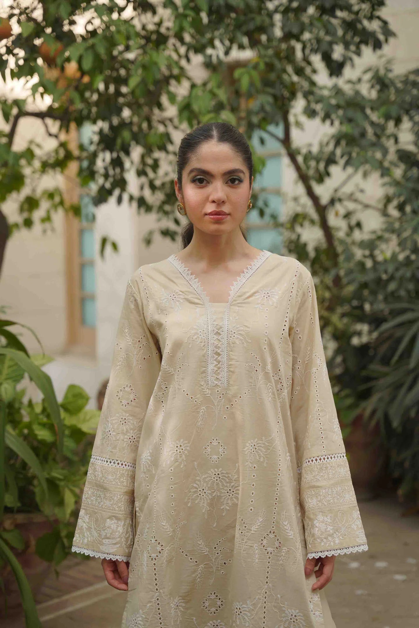 MOON FLOWER - CREAM SCHIFFLI CO-ORD SET